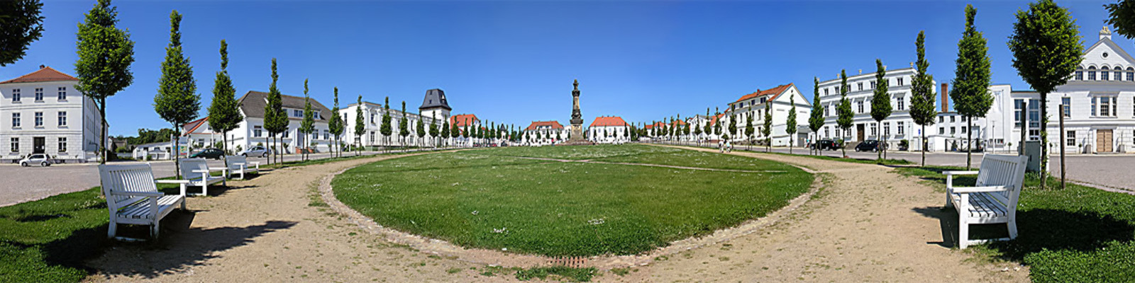 Panorama: Putbus Markt - Motivnummer: rug-put-01